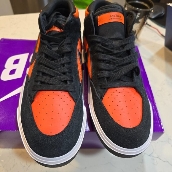 Nike SB React Leo Baker Black/Black/Orange DX4361 002 NIB Size 10.5 NEW SKATE - Picture 3 of 7